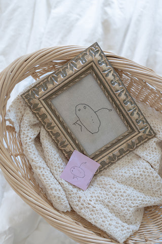 The Embroidered Note